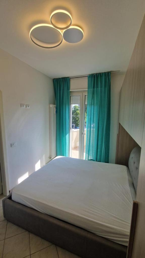 Residence Gabbiano Vista Mare San Mauro Mare Екстериор снимка